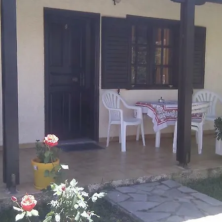 Marianthi Studios Lassi (Kefalonia)