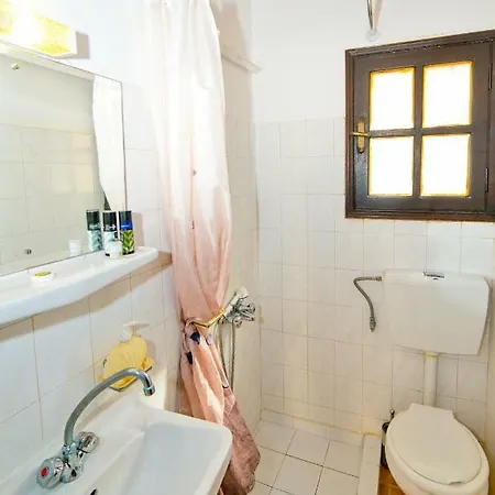 Marianthi Studios Apartment *