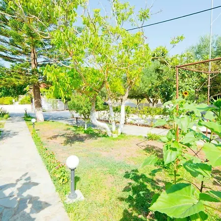 Marianthi Studios Apartment