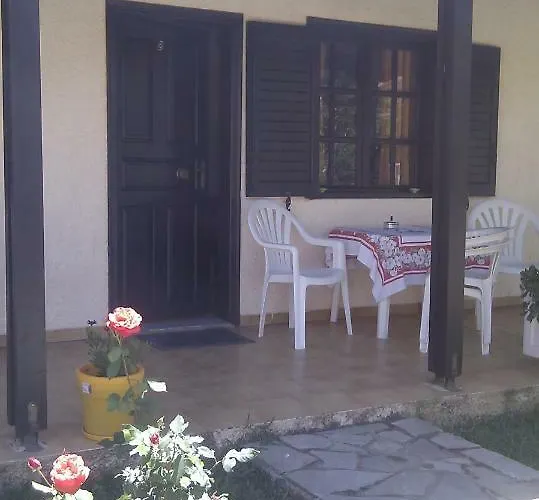 Marianthi Studios Lassi (Kefalonia)